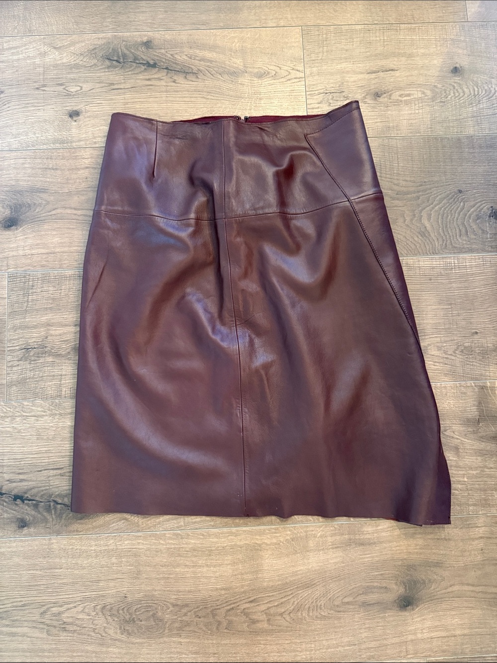 Classiques Entier Burgundy Leather Pencil Skirt